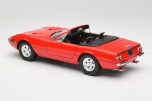 Ferrari 365 GTS Rot Solido 1:18 8017 Metall – Bild 7 von 8