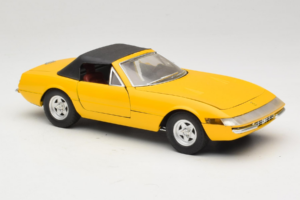 Ferrari 365 GTS Gelb Mit Schwarzem Dach Solido 1:18 8018 Metall – Bild 6 von 8