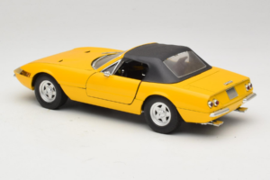 Ferrari 365 GTS Gelb Mit Schwarzem Dach Solido 1:18 8018 Metall – Bild 7 von 8