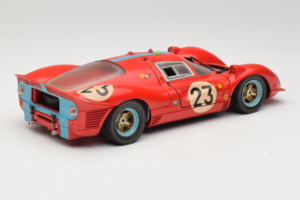 Ferrari 412P #23 W. Mairesse / J. Beurlys Le Mans 1967 Rot Revell 1:18 48826 Metall – Bild 3 von 8