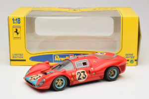 Ferrari 412P #23 W. Mairesse / J. Beurlys Le Mans 1967 Rot Revell 1:18 48826 Metall – Bild 8 von 8
