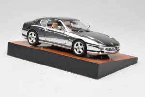 Ferrari 456 GT Chrome Silver Bburago 1:18 3746-R1 Metall – Bild 6 von 8