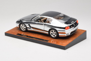 Ferrari 456 GT Chrome Silver Bburago 1:18 3746-R1 Metall – Bild 7 von 8