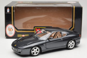 Ferrari 456 GT Grau Metallic Sonderlackierung Bburago 1:18 3036D Metall – Bild 8 von 8