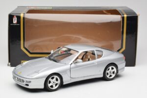 Ferrari 456 GT Silber Bburago 1:18 3036-M2 Metall – Bild 8 von 8