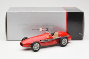 Ferrari 500 F2 #1 A. Ascari F1 Double World Champion 1952-1953 CMC 1:18 M-056 Metall – Bild 6 von 6