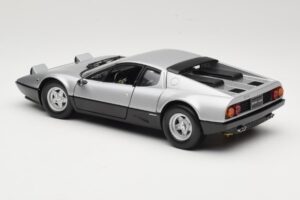 Ferrari 512BB Silber Kyosho 1:18 08171S Metall – Bild 7 von 8