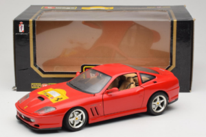 Ferrari 550 Maranello 22 Jahre Ferrari Model Club Rot Bburago 1:18 3064-P2 Metall – Bild 8 von 8