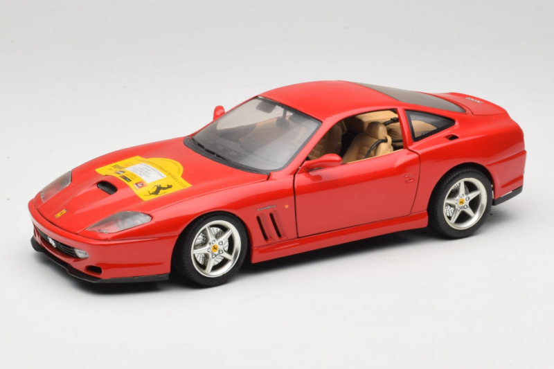 Ferrari 550 Maranello 22 Jahre Ferrari Model Club Rot Bburago 1:18 3064-P2 Metall