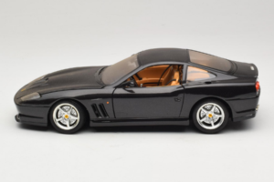 Ferrari 550 Maranello Schwarz Metallic Bburago 1:18 3344-B1 Metall – Bild 4 von 8
