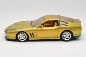 Ferrari 550 Maranello Gold Metallic Braccio & Gotz Bburago 1:18 3044-G1 Metall – Bild 4 von 8