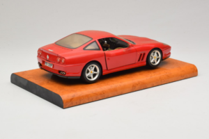 Ferrari 550 Maranello Technik Museum Speyer Edition Bburago 1:18 B001 Metall – Bild 3 von 8