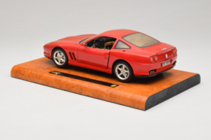 Ferrari 550 Maranello Technik Museum Speyer Edition Bburago 1:18 B001 Metall – Bild 7 von 8
