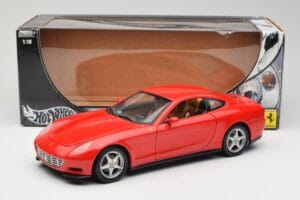Ferrari 612 Scaglietti Rosso Corsa Hot Wheels 1:18 B6047 Metall – Bild 8 von 8