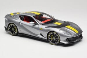 Ferrari 812 Competizione Grigio Coburn Bburago 1:18 18-01647 Metall – Bild 6 von 8