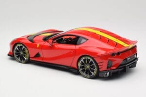 Ferrari 812 Competizione Rosso Corsa Mit Gelben Streifen Bburago 1:18 18-16915 Metall – Bild 7 von 8