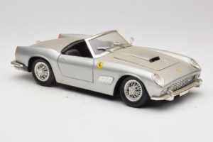 Ferrari California Cabriolet Silber Tonka 1:18 01109-S1 Metall – Bild 6 von 8