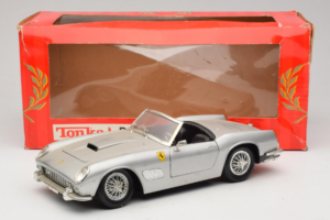 Ferrari California Cabriolet Silber Tonka 1:18 01109-S1 Metall – Bild 8 von 8