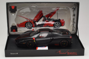 Ferrari Enzo Matt Black Limitierte Auflage BBR 1:18 HE180029 Metall – Bild 9 von 9