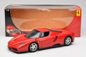 Ferrari Enzo Rot Hot Wheels 1:18 56293 Metall – Bild 8 von 8