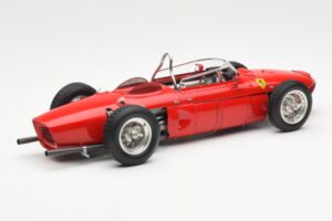 Ferrari Dino 156 Sharknose F1 1961 CMC 1:18 M-078 Metall – Bild 2 von 6