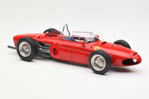 Ferrari Dino 156 Sharknose F1 1961 CMC 1:18 M-078 Metall – Bild 4 von 6