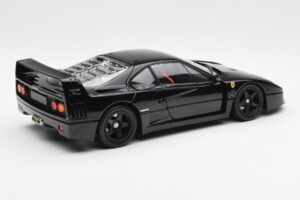 Ferrari F40 Schwarz Kyosho 1:18 08416BK Metall – Bild 4 von 10