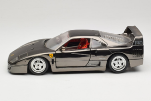 Ferrari F40 Chrome Black Bburago 1:18 3401-B1 Metall – Bild 4 von 8