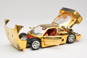 Ferrari F40 Chrome Gold Limited Edition 250 pcs Bburago 1:18 3332-G1 Metall – Bild 2 von 8