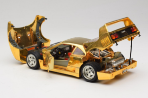 Ferrari F40 Chrome Gold Limited Edition 250 pcs Bburago 1:18 3332-G1 Metall – Bild 5 von 8