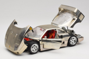 Ferrari F40 Chrome Silver Bburago 1:18 3401 Metall – Bild 2 von 8