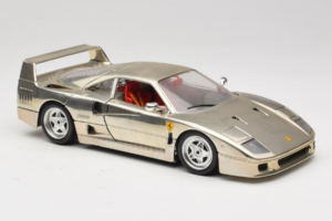 Ferrari F40 Chrome Silver Bburago 1:18 3401 Metall – Bild 6 von 8