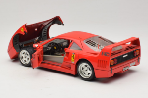 Ferrari F40 Club Deutschland Rot Bburago 1:18 3032-L3 Metall – Bild 5 von 8