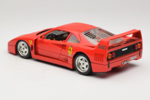 Ferrari F40 Club Deutschland Rot Bburago 1:18 3032-L3 Metall – Bild 7 von 8