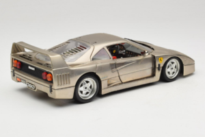 Ferrari F40 Dark Chrome Silver Kroymans Limitierte Auflage Bburago 1:18 3032-C2 Metall – Bild 3 von 8