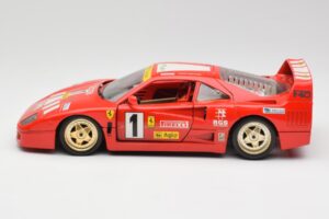 Ferrari F40 Evoluzione Bburago 1:18 3042 Metall – Bild 4 von 8