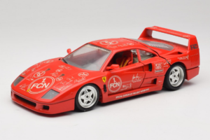 Ferrari F40 Evoluzione FC Nürnberg Special Edition Rot Bburago 1:18 3042-FCN Metall