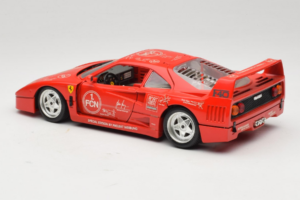 Ferrari F40 Evoluzione FC Nürnberg Special Edition Rot Bburago 1:18 3042-FCN Metall – Bild 7 von 8
