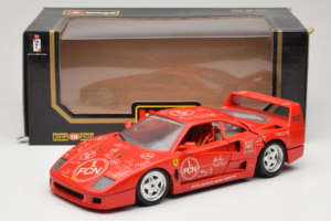 Ferrari F40 Evoluzione FC Nürnberg Special Edition Rot Bburago 1:18 3042-FCN Metall – Bild 8 von 8