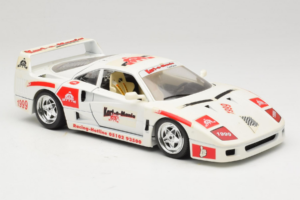 Ferrari F40 Kart-o-Mania Weiss Bburago 1:18 3332-W3 Metall – Bild 6 von 8