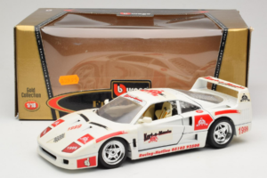 Ferrari F40 Kart-o-Mania Weiss Bburago 1:18 3332-W3 Metall – Bild 8 von 8
