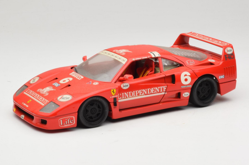Ferrari F40 #6 V. Colombo L'Indipendente Rot 1987 Bburago 1:18 3032-L1 Metall