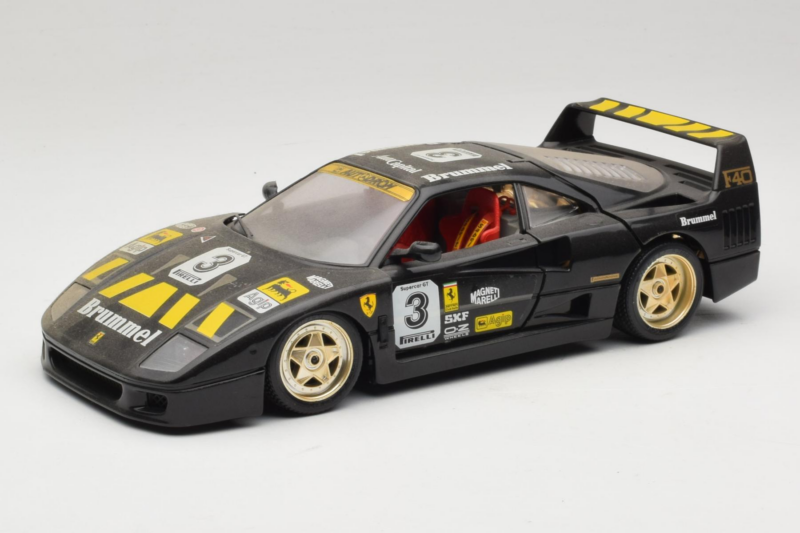 Ferrari F40 Magneti Marelli #3 Schwarz Bburago 1:18 3022-B1 Metall