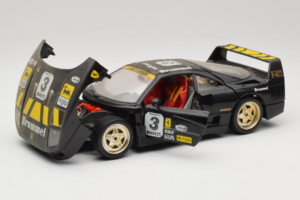 Ferrari F40 Magneti Marelli #3 Schwarz Bburago 1:18 3022-B1 Metall – Bild 2 von 8