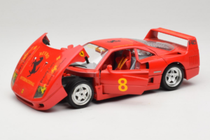 Ferrari F40 #8 Bevro International Rot 1987 Bburago 1:18 3332-P3 Metall – Bild 2 von 8