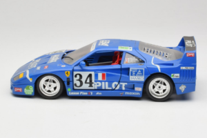 Ferrari F40 #34 M. Ferte / Thavenin / Palau Pilot Blau 1987 Bburago 1:18 3032-B1 Metall – Bild 4 von 8