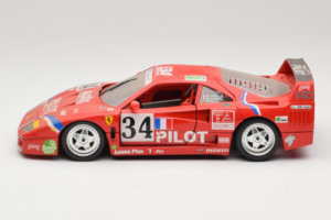 Ferrari F40 LM Pilot #34 Ferte / Thavenin / Palau 24 Hours of Le Mans 1995 Rot Bburago 1:18 3032-P3 Metall – Bild 4 von 8