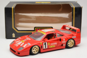 Ferrari F40 Pirelli Agip #1 Ferrari Club Italia Rot Bburago 1:18 3032-P2 Metall – Bild 8 von 8