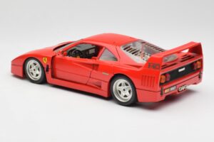 Ferrari F40 Rot Bburago 1:18 3032 Metall – Bild 7 von 8