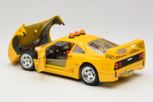 Ferrari F40 Safety Car Gelb Bburago 1:18 3032-Y2 Metall – Bild 5 von 8